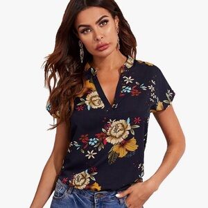 Floral Split-Neck Short Sleeve Top in Navy